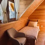 Basikowe Wzgorze, 2 Z Kominkami I Jacuzzi Feriehus