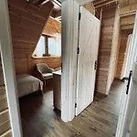 Basikowe Wzgorze, 2 Z Kominkami I Jacuzzi