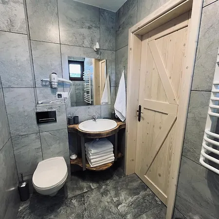 Basikowe Wzgorze, 2 Z Kominkami I Jacuzzi *