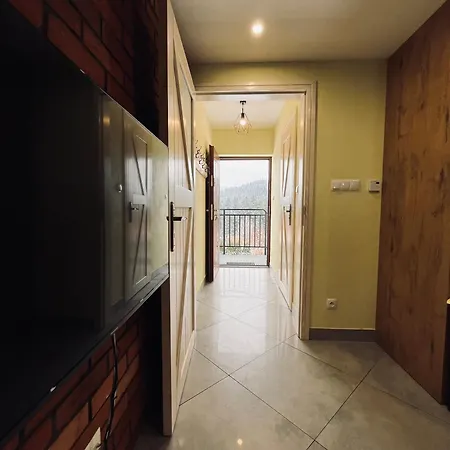Basikowe Wzgorze, 2 Z Kominkami I Jacuzzi Корбелюв